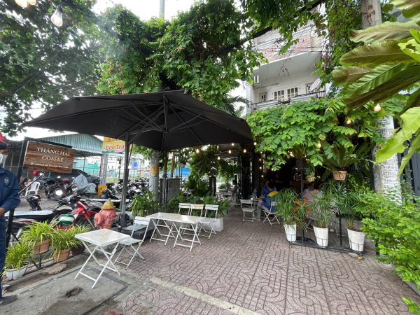 Bình Thạnh ! NHANH CÒN ! QUÁN CAFE GÓC 2 MT ĐẸP LẮM ! DTSD 6m x 14m , Lề Đường góc rộng, Tel - Ảnh chính